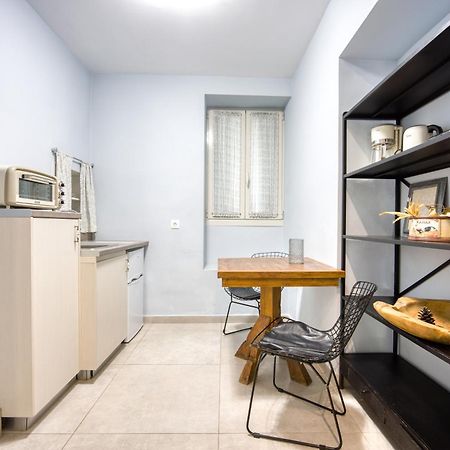 Bentzi...Boutique Apartment In Pangrati, Superior Suite Atina Dış mekan fotoğraf