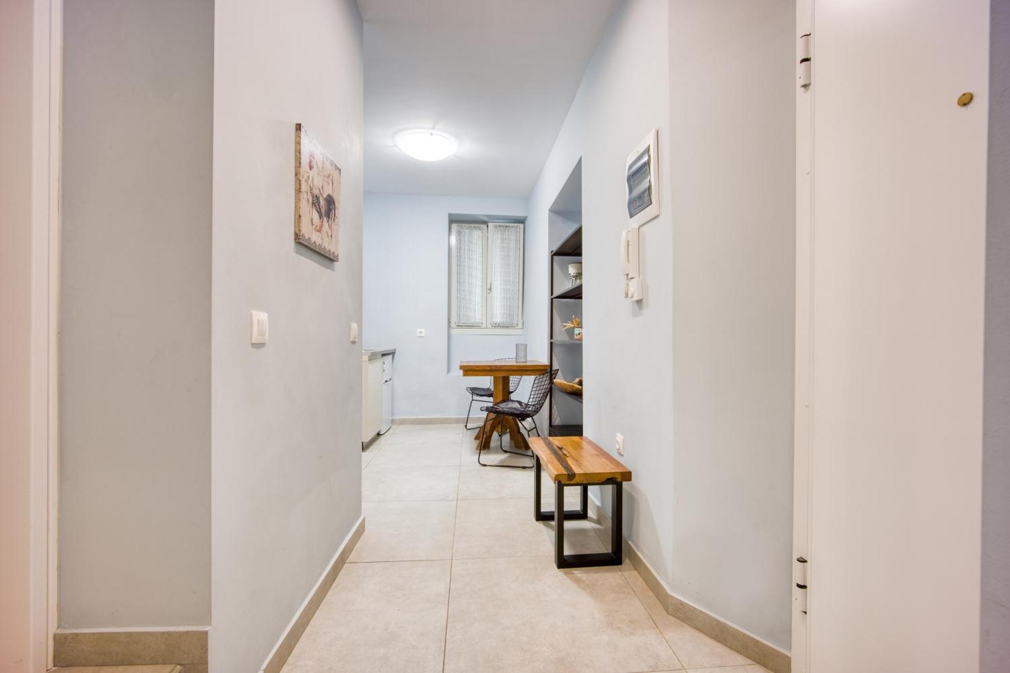 Bentzi...Boutique Apartment In Pangrati, Superior Suite Atina Dış mekan fotoğraf